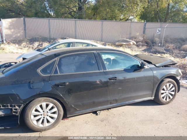 1VWAS7A38EC119532 Volkswagen Passat 1.8t Wolfsburg Edition
