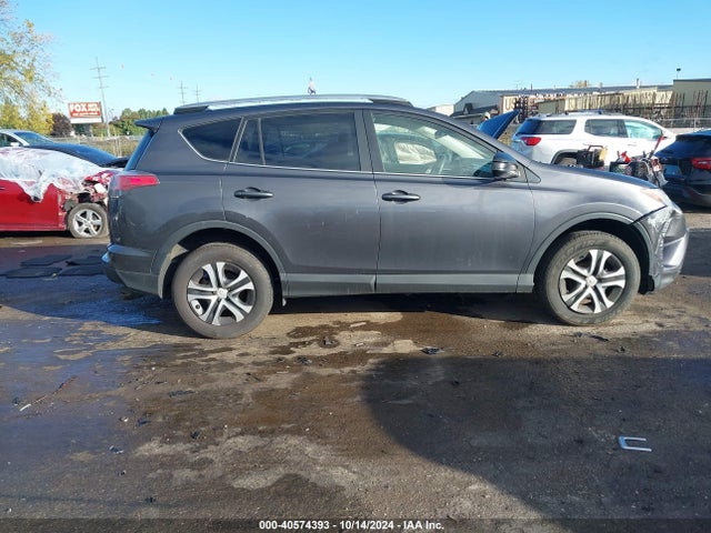 Toyota RAV4 LE 2017 JTMZFREV5HJ707860 Image 13