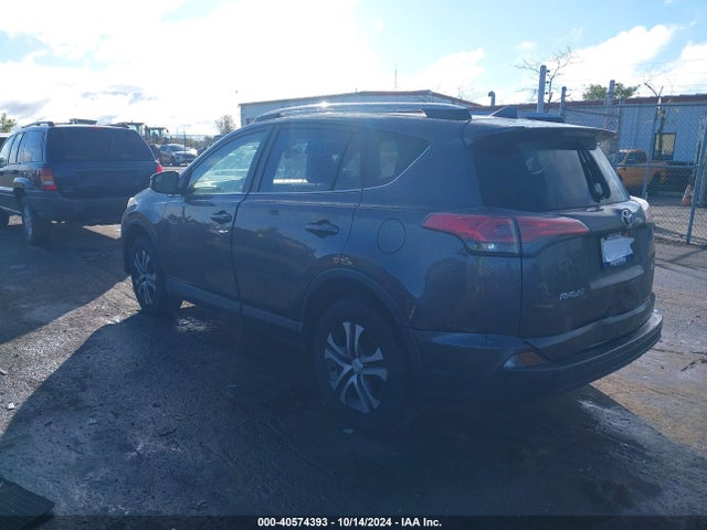 Toyota RAV4 LE 2017 JTMZFREV5HJ707860 Image 3