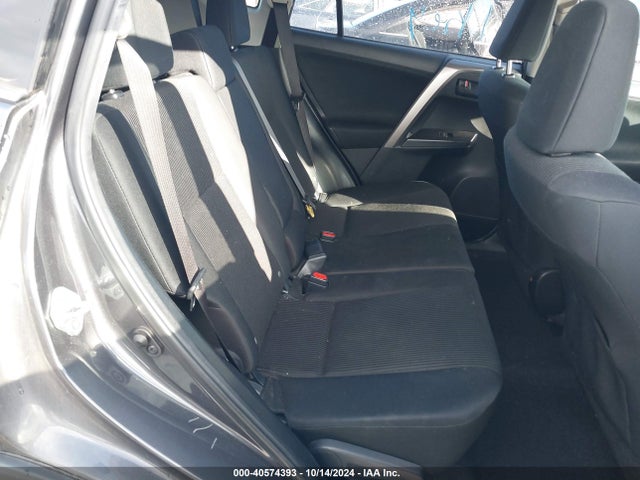 Toyota RAV4 LE 2017 JTMZFREV5HJ707860 Image 8