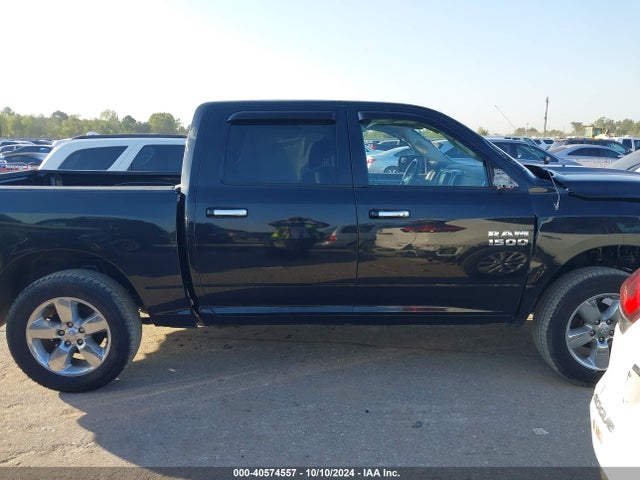 1C6RR7LG7JS273349 RAM 1500 Big Horn  4x4 5'7 Box