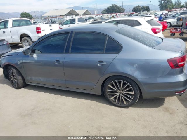 3VWD17AJ3GM260086 Volkswagen Jetta 1.8t Sport