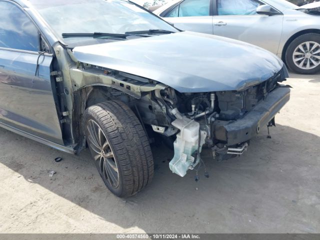 3VWD17AJ3GM260086 Volkswagen Jetta 1.8t Sport