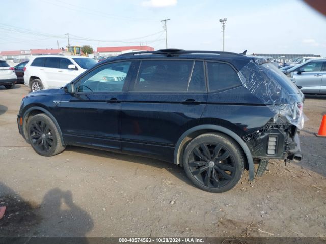 3VV3B7AX0MM138959 Volkswagen Tiguan 2.0t Se/2.0t Se R-line Black/2.0t Sel