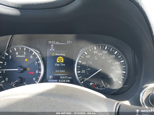 JN1EV7KL8MM470270 Infiniti Q60 Luxe Awd