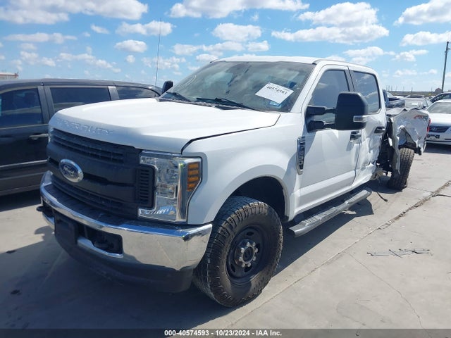 Ford F-250 Xl 2018 1FT7W2B64JEB35206 Image 2