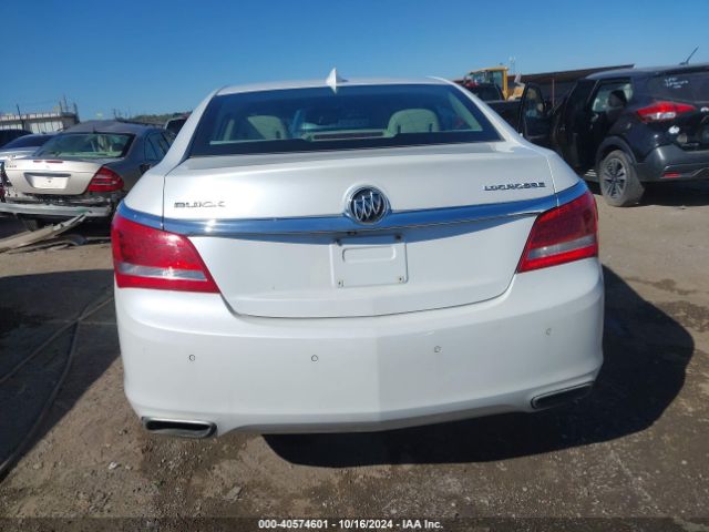 1G4GB5G39GF184430 Buick Lacrosse Leather