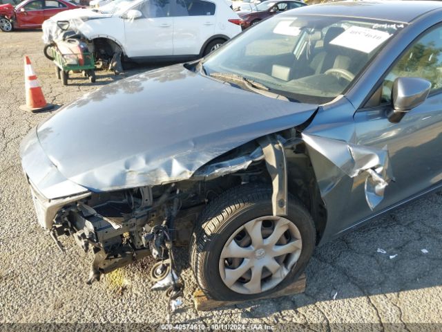 3MZBM1U7XFM167429 Mazda MAZDA3