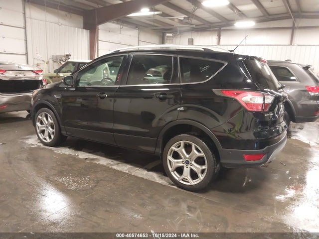1FMCU9JD9HUA47308 Ford Escape Titanium