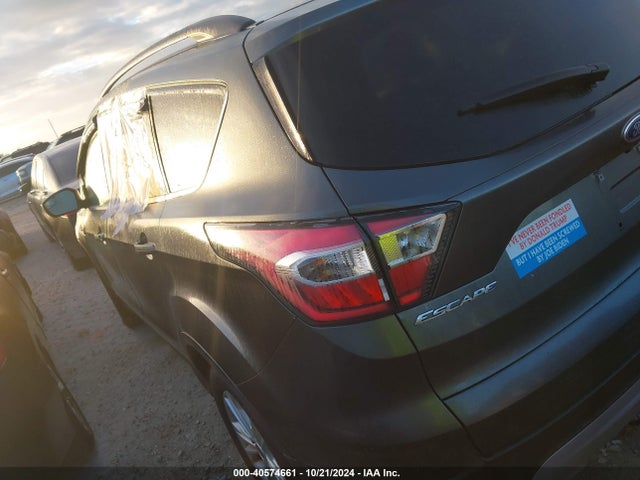 Ford ESCAPE SE 2017 1FMCU0G97HUA70763 Image 3