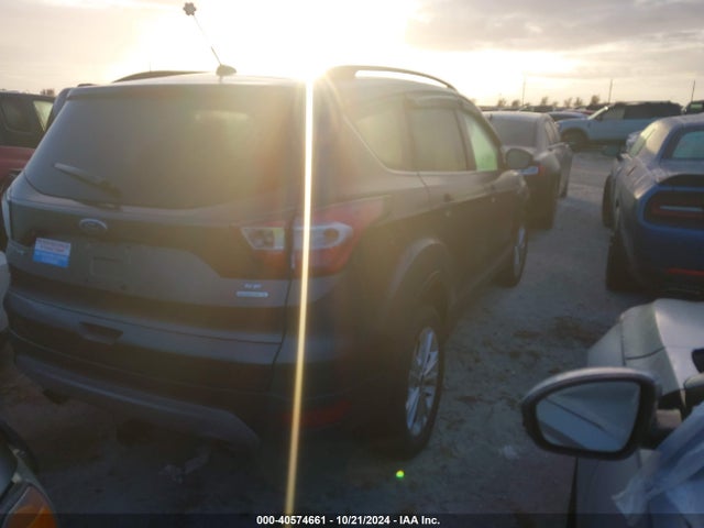 Ford ESCAPE SE 2017 1FMCU0G97HUA70763 Image 4