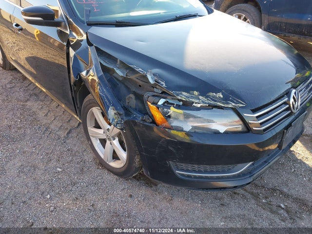 1VWBS7A32EC114475 Volkswagen Passat 1.8t Se