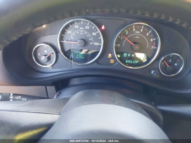 1C4BJWDG0HL725432 Jeep Wrangler Unlimited Sport