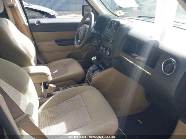 1C4NJPBA7FD220237 Jeep Patriot Altitude Edition
