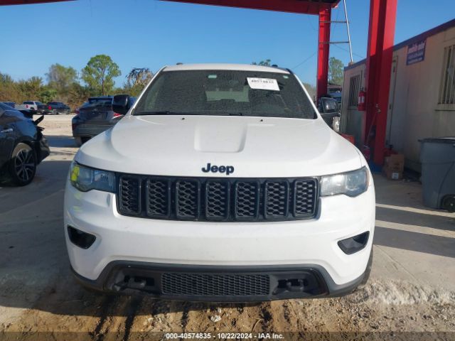 1C4RJFAG4JC405880 Jeep Grand Cherokee Upland 4x4