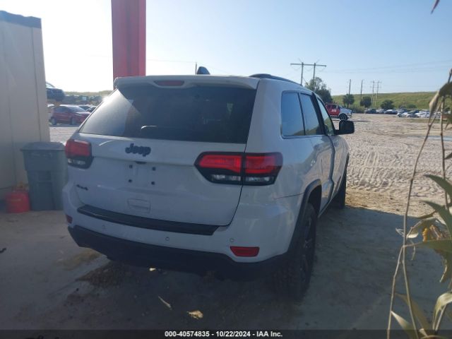 1C4RJFAG4JC405880 Jeep Grand Cherokee Upland 4x4