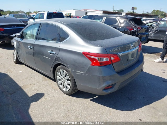 Nissan SENTRA S 2018 3N1AB7AP2JY325343 Image 3