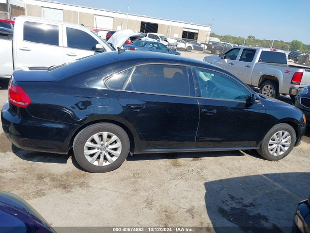 Volkswagen Passat 1.8t Wolfsburg Edition 2015 1VWAT7A32FC022891 Image 13