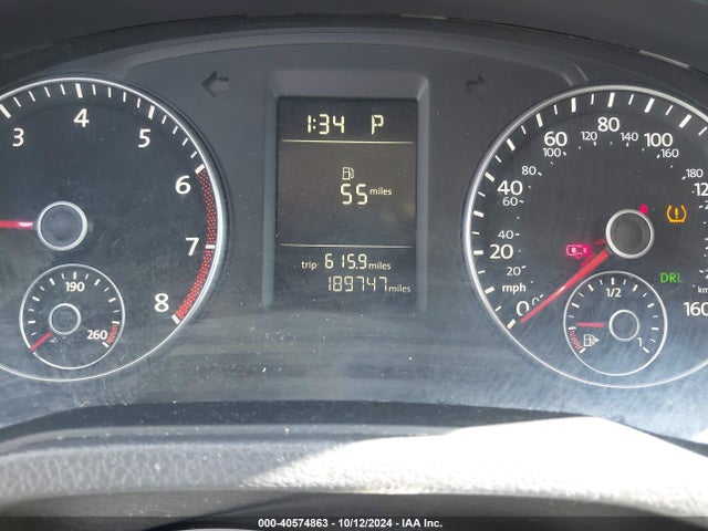 1VWAT7A32FC022891 Volkswagen Passat 1.8t Wolfsburg Edition