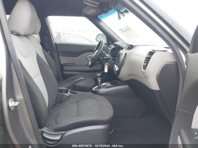 KNDJN2A28F7198165 KIA Soul