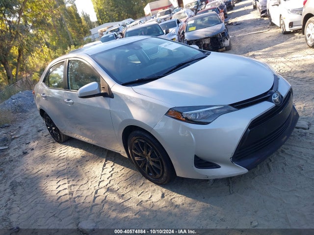 Toyota COROLLA LE 2017 2T1BURHE8HC784981 Image 1