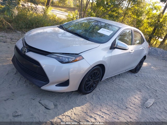 Toyota COROLLA LE 2017 2T1BURHE8HC784981 Image 2