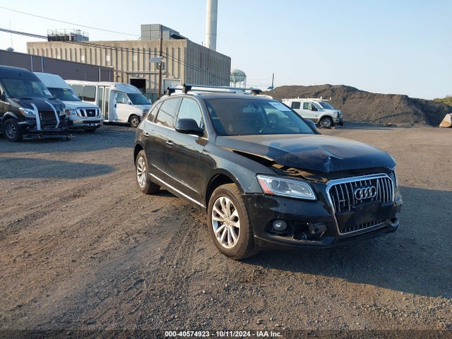 Audi Q5 2.0t Premium 2016 WA1C2AFP0GA093442 Image 1