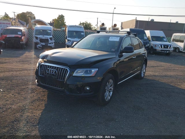 Audi Q5 2.0t Premium 2016 WA1C2AFP0GA093442 Image 2