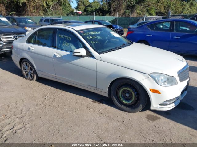 2012 MERCEDES-BENZ C 300 WDDGF8BB0CR196909