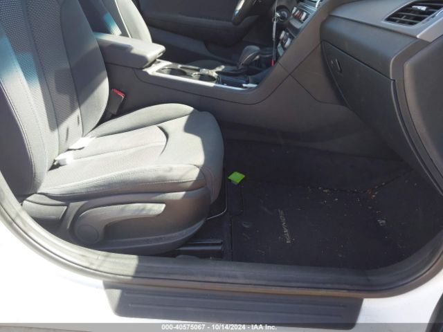5NPE24AF6JH665743 Hyundai SONATA SE