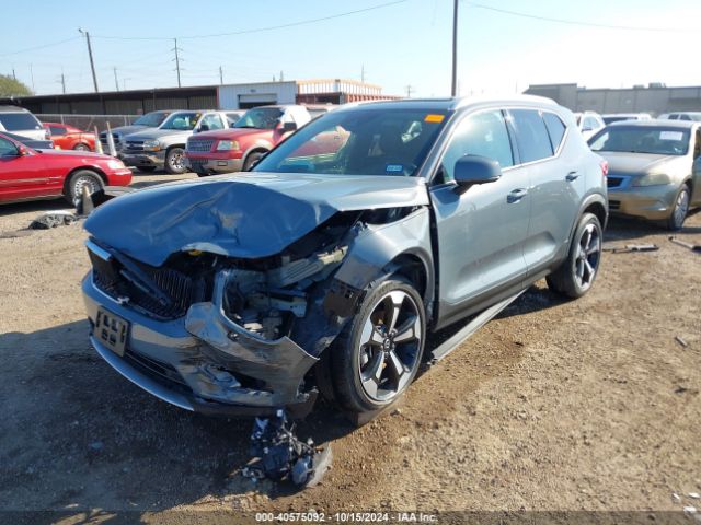 YV4162UK4L2315335 Volvo Xc40 T5 Momentum
