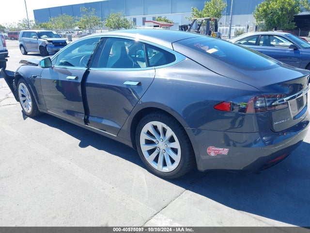 2017 TESLA MODEL S 5YJSA1E14HF179248 Photo 2