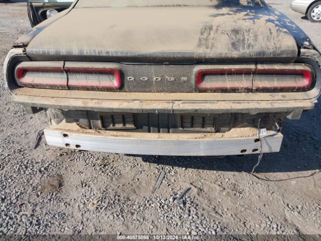 2C3CDZAG2GH217481 Dodge Challenger Sxt