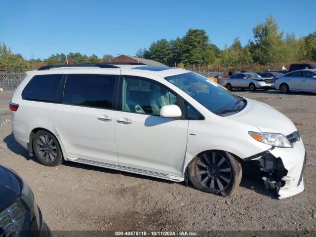 5TDDZ3DC5KS212812 Toyota Sienna Xle 7 Passenger