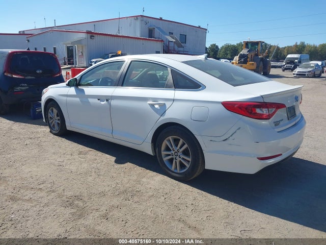 Hyundai SONATA SE 2016 5NPE24AFXGH272448 Image 3