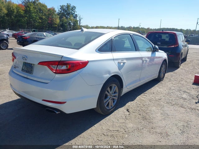 Hyundai SONATA SE 2016 5NPE24AFXGH272448 Image 4
