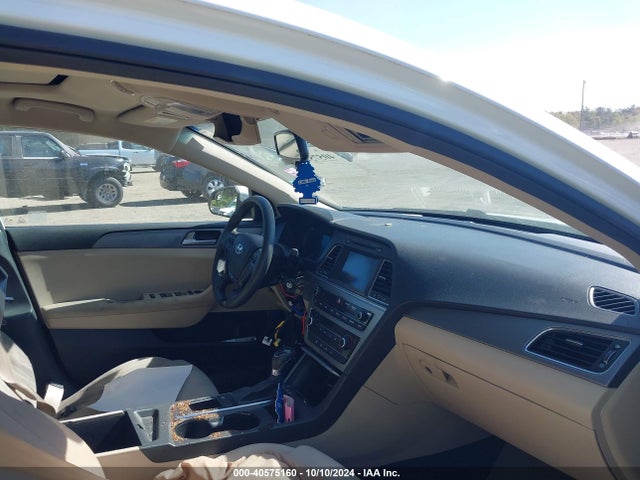 Hyundai SONATA SE 2016 5NPE24AFXGH272448 Image 5