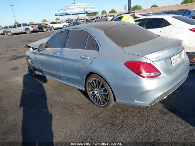 55SWF4JB0FU093319 Mercedes-Benz C 300 Luxury/sport