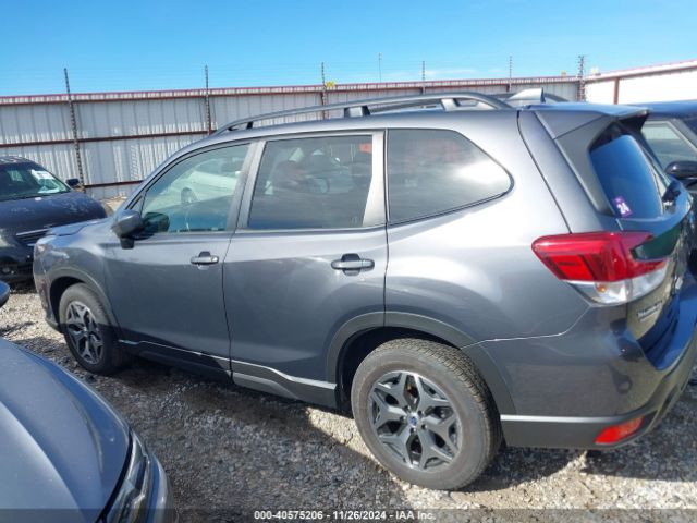 JF2SKAEC0NH431251 Subaru Forester Premium