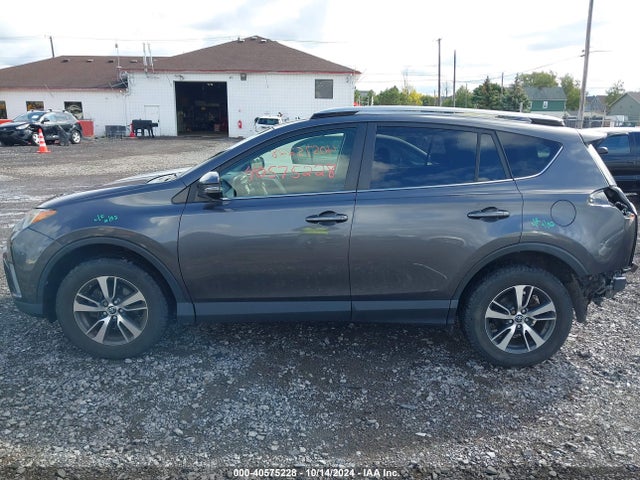 Toyota Rav4 Xle 2017 JTMRFREV5HJ164705 Image 14