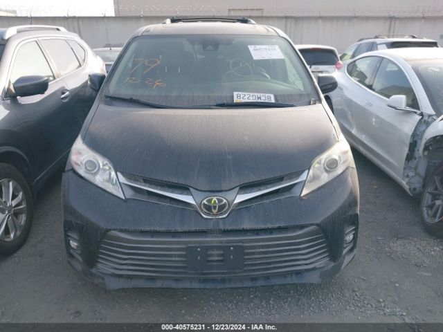 5TDYZ3DC3JS922758 Toyota Sienna Xle Premium 8 Passenger