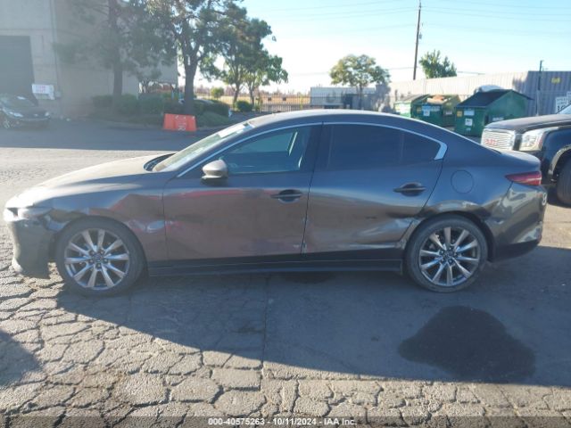 3MZBPAEM2LM135503 Mazda Mazda3 Premium Package