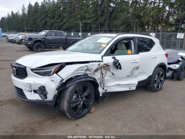 YV4L12UM9S2463584 Volvo Xc40 Ultra Dark Theme
