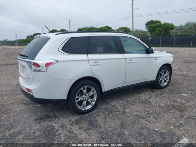 2014 MITSUBISHI OUTLANDER JA4JZ4AX0EZ001935 Photo 3