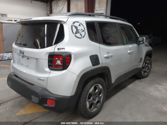 ZACCJABH3FPC10498 Jeep Renegade Latitude