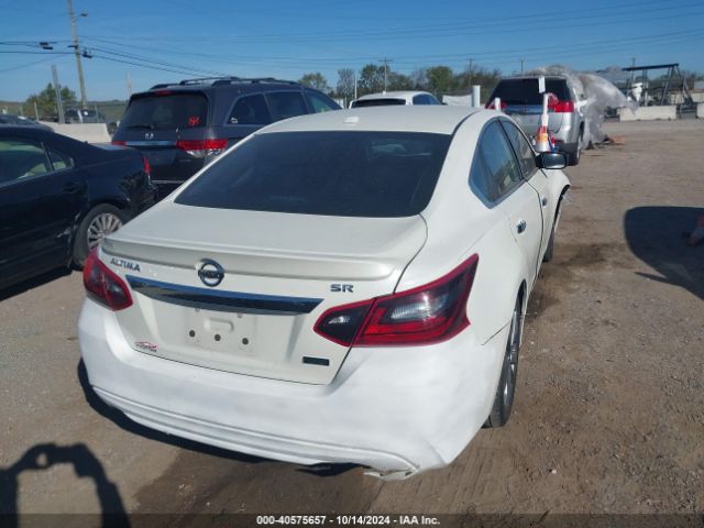 1N4AL3AP3JC210655 Nissan Altima 2.5 Sr