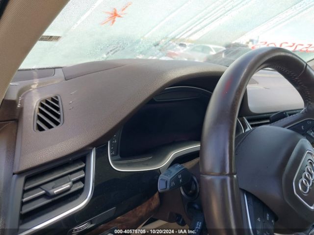 WA1VAAF74JD019149 Audi Q7 3.0t Premium