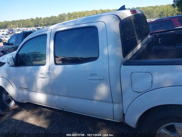 Toyota Tacoma Double Cab Prerunner 2015 3TMJU4GN5FM175352 Image 13