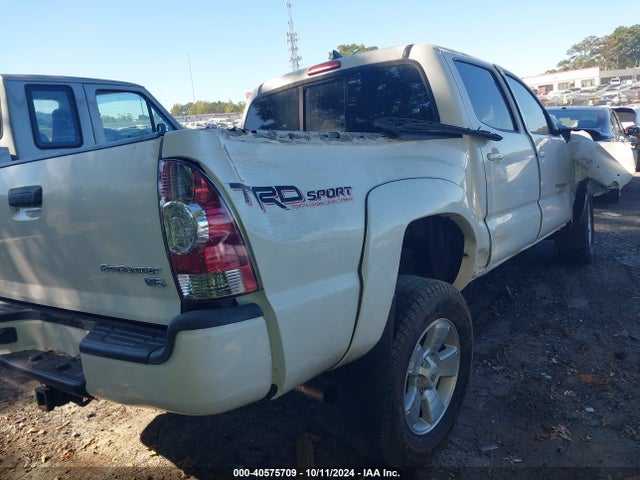 Toyota Tacoma Double Cab Prerunner 2015 3TMJU4GN5FM175352 Image 17