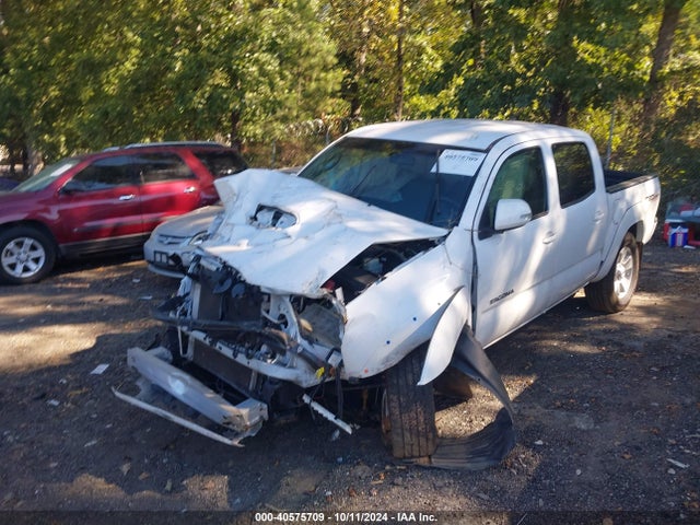 Toyota Tacoma Double Cab Prerunner 2015 3TMJU4GN5FM175352 Image 2